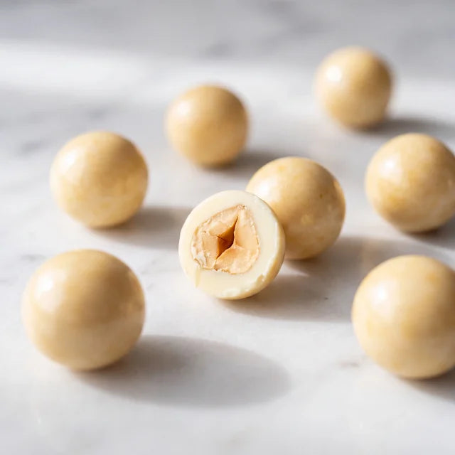 Hazelnut Dragee Champagne